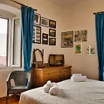 Family Typical House In Historic Center Holiday home Domaso